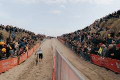 EK-Cyclocross-Middelkerke-_25-09-november-2025-4-PM-10m-23s-C-Lars-Crommelinck-for-GOLAZO-2